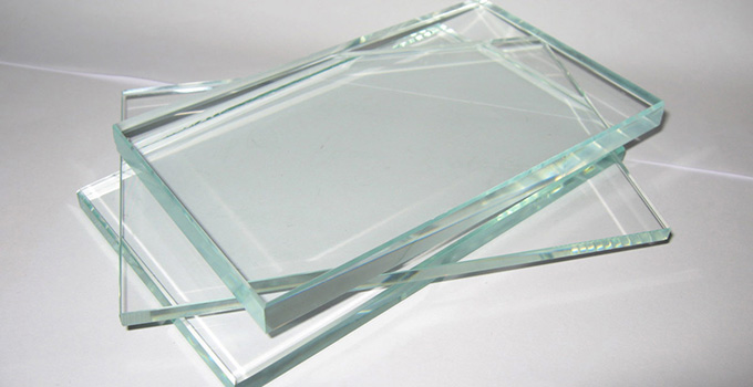 如何辨别玻璃是否经过钢化处理的方法
